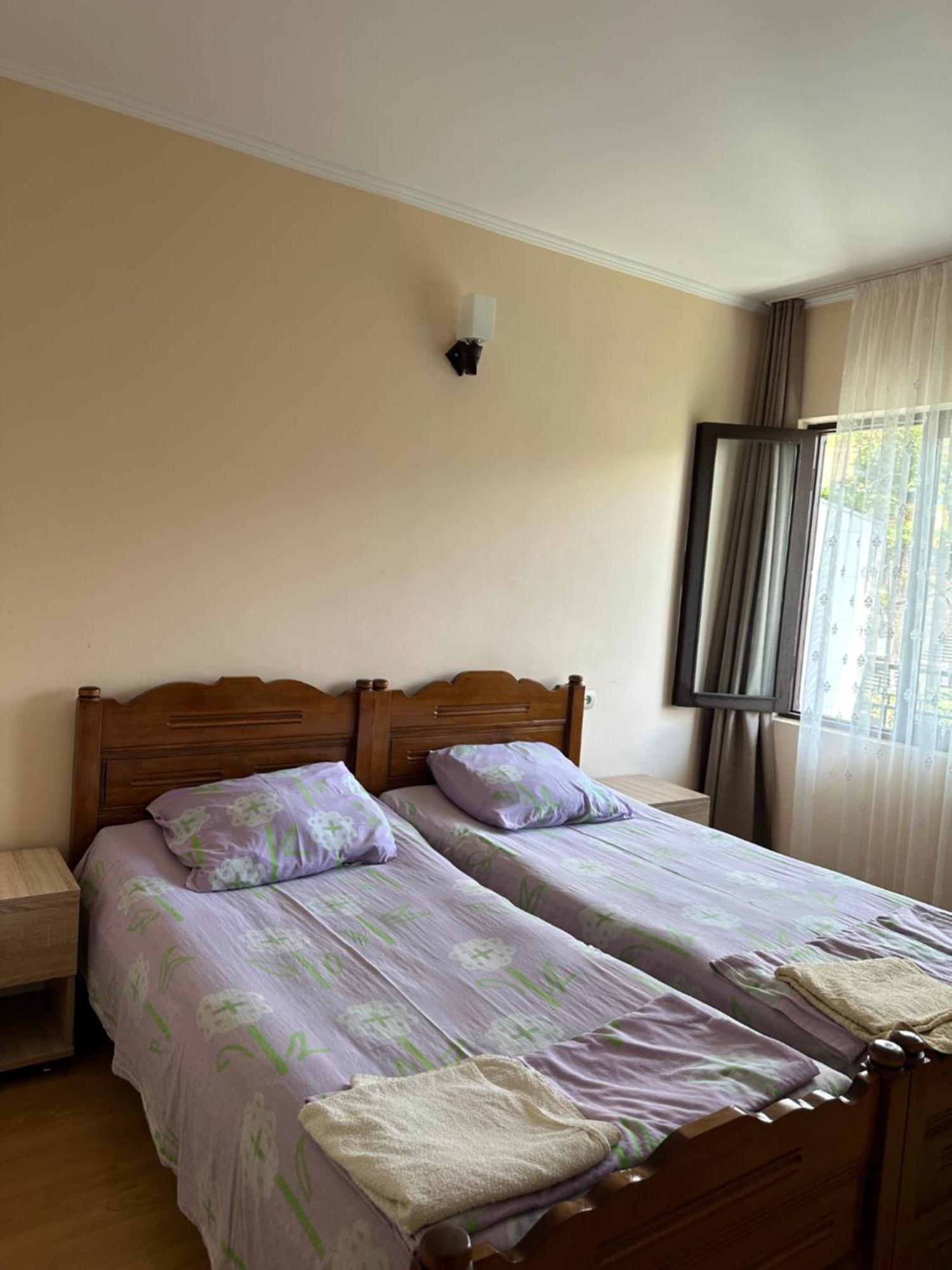 Temo'S Guesthouse サルピ エクステリア 写真