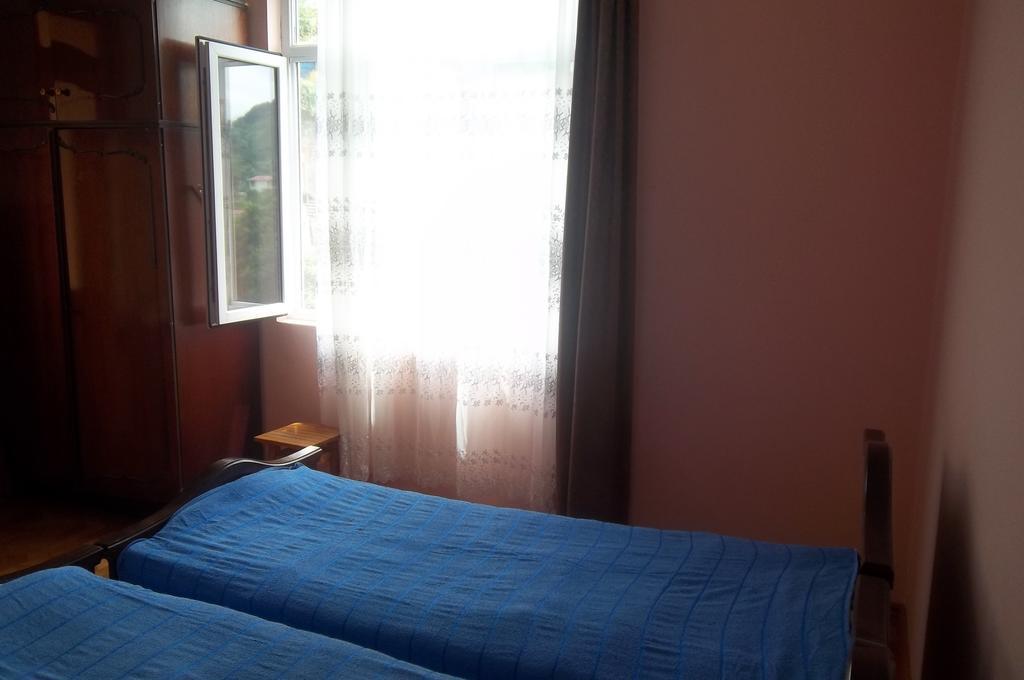 Temo'S Guesthouse サルピ エクステリア 写真