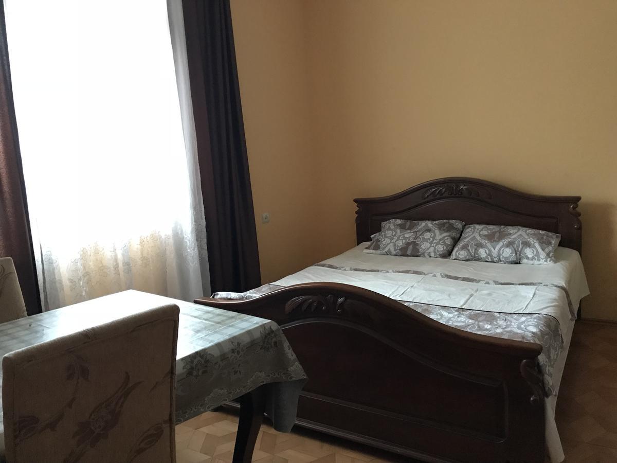 Temo'S Guesthouse サルピ エクステリア 写真